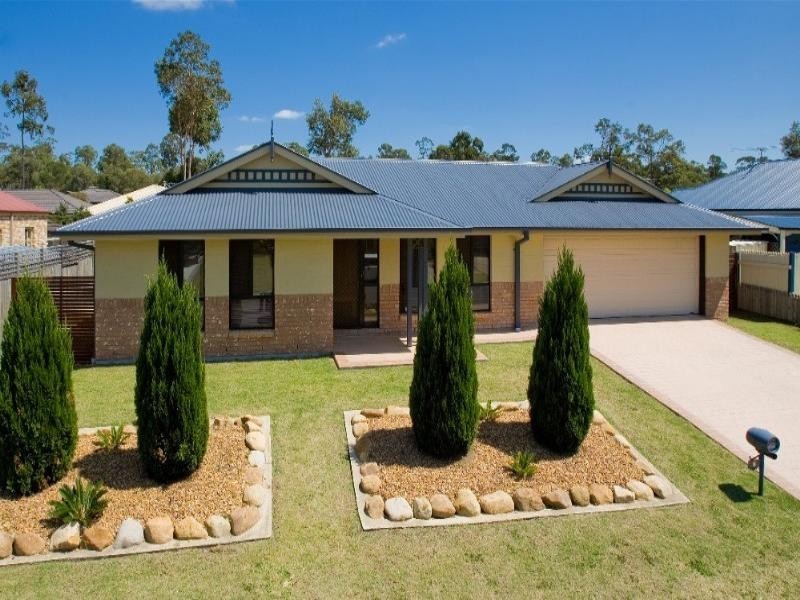 8 North Court, Springfield Lakes QLD 4300