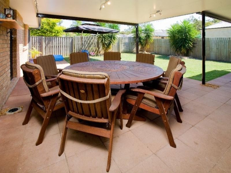 8 North Court, Springfield Lakes QLD 4300