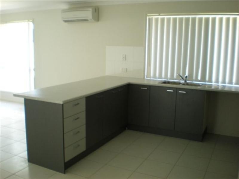 16 Harold Reinhardt Drive, Redbank Plains QLD 4301