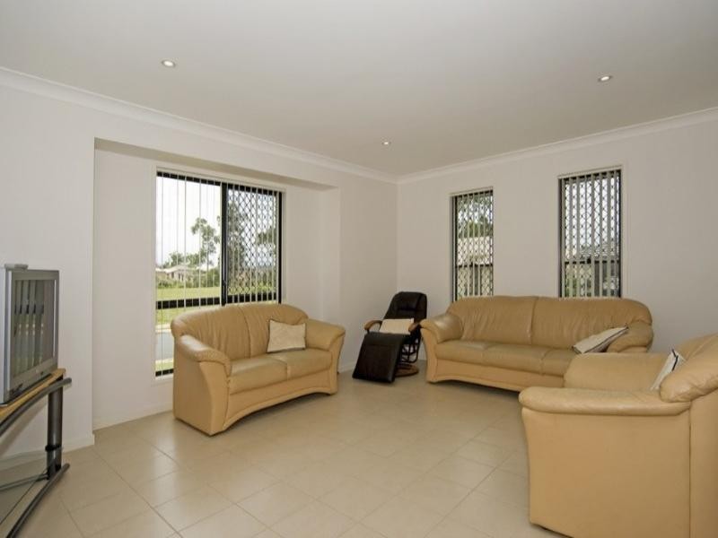 Springfield Lakes QLD 4300