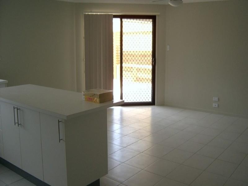 47 Lakes Entrance Drive, Springfield Lakes QLD 4300