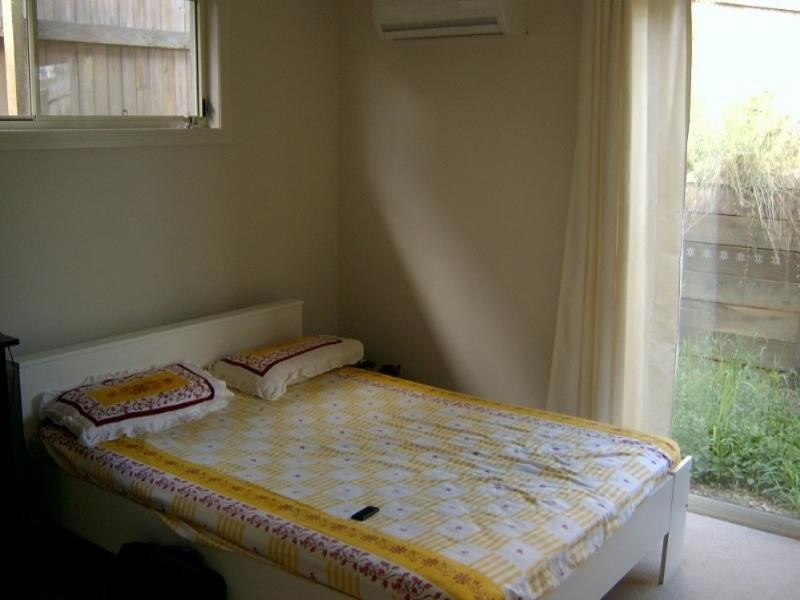 20 Creekside Drive, Springfield Lakes QLD 4300