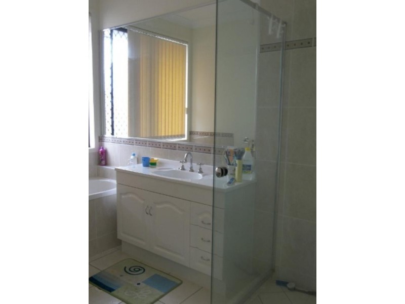 12 Admiral Crescent, Springfield Lakes QLD 4300