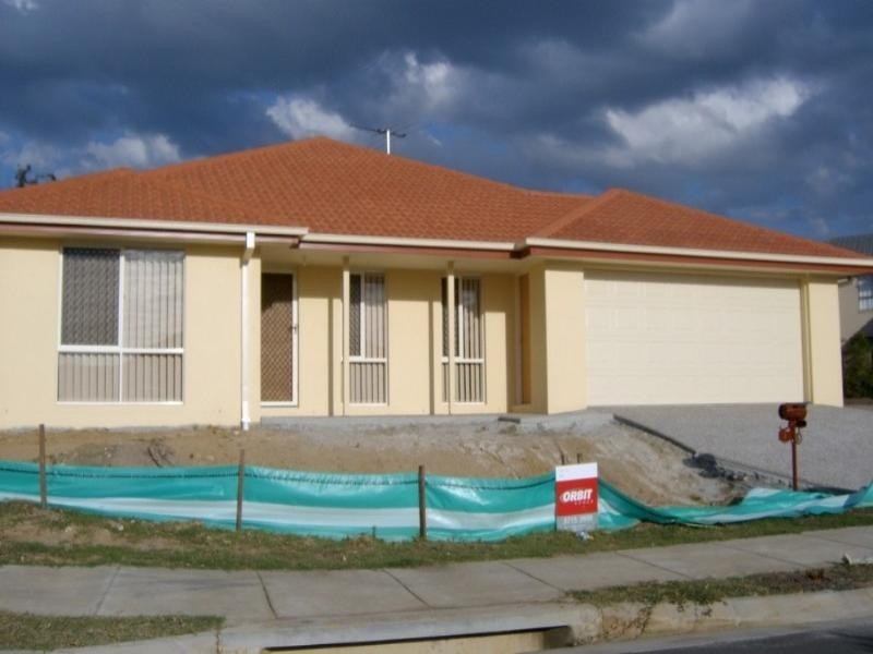 2 Ash Avenue, Springfield Lakes QLD 4300