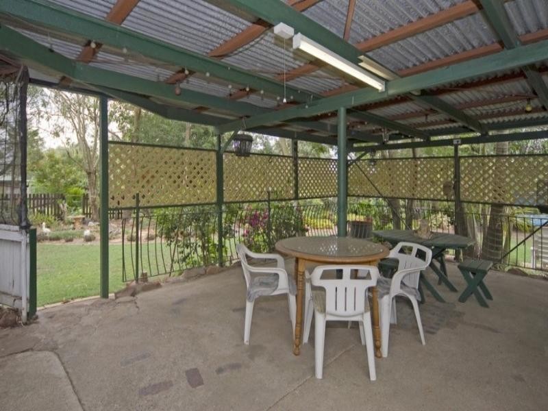 40 Brisbane Road, Redbank QLD 4301