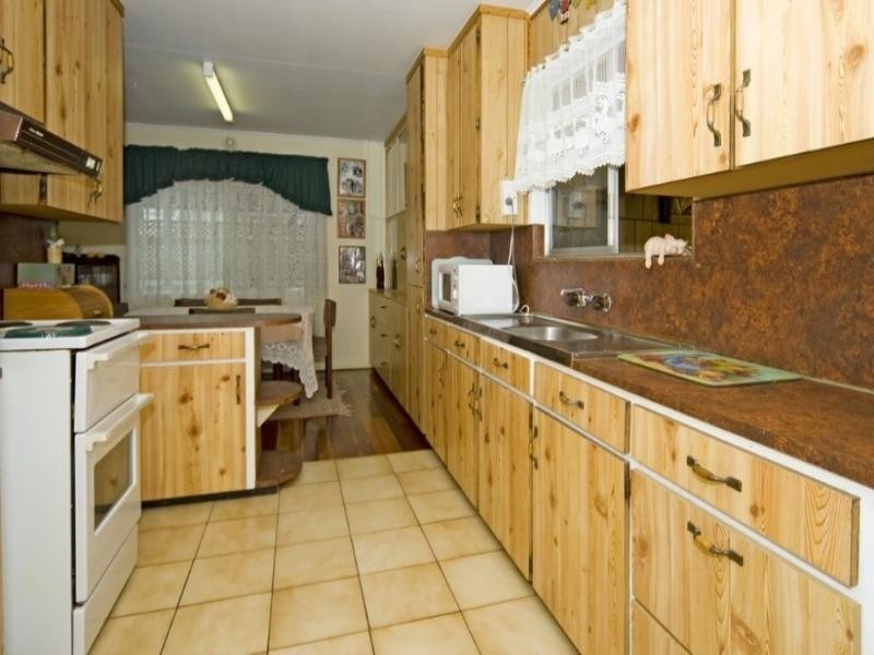 40 Brisbane Road, Redbank QLD 4301