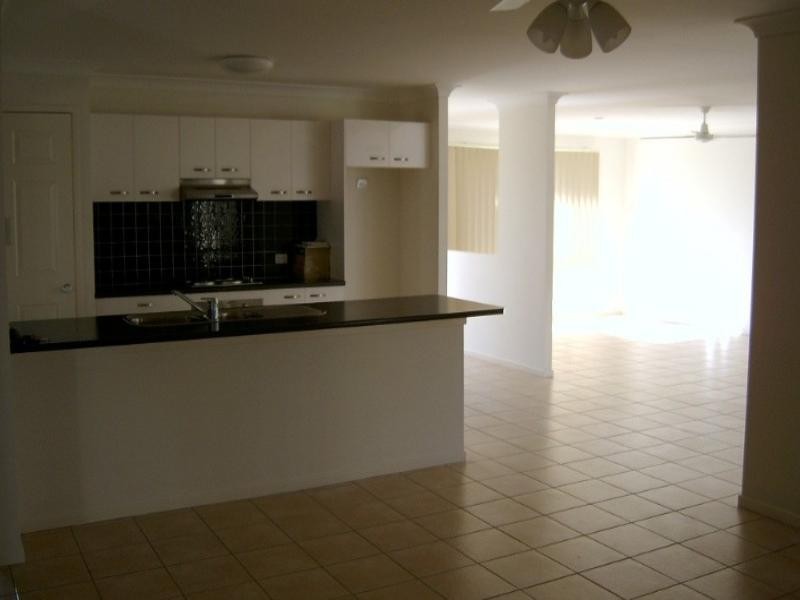 31 Sunview Road, Springfield QLD 4300