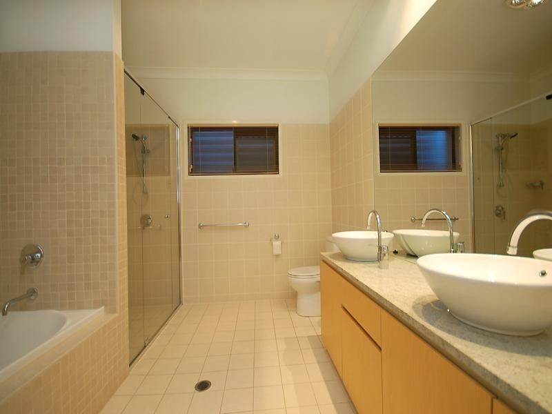 Yeronga QLD 4104