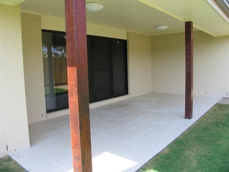 1 Jerome Avenue, Augustine Heights QLD 4300