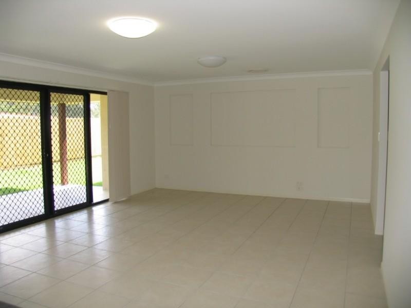 1 Jerome Avenue, Augustine Heights QLD 4300