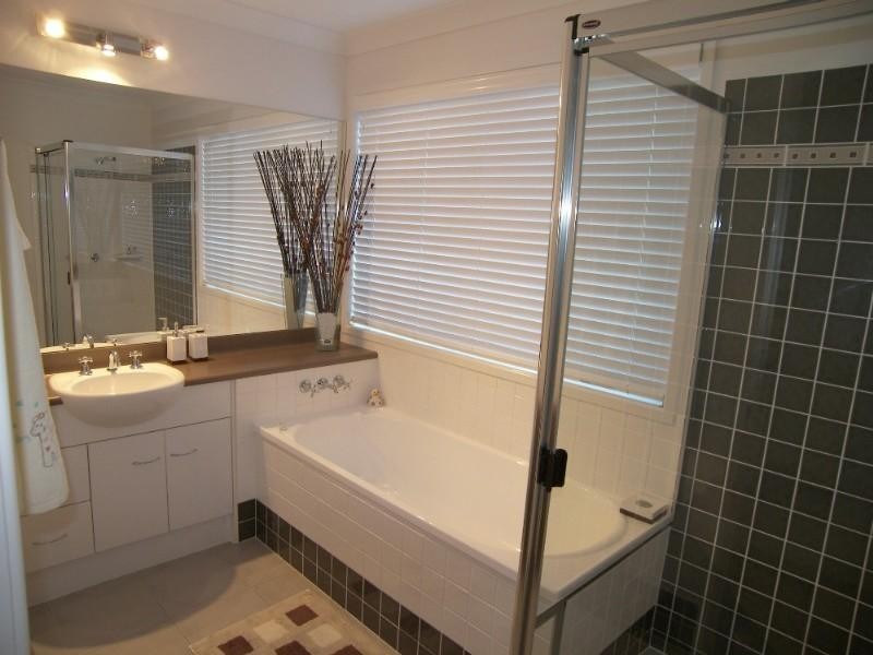 16 Orchard Crescent, Springfield Lakes QLD 4300