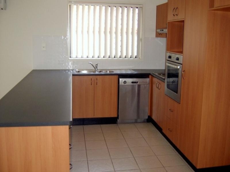 41 Jezabel Drive, Springfield Lakes QLD 4300