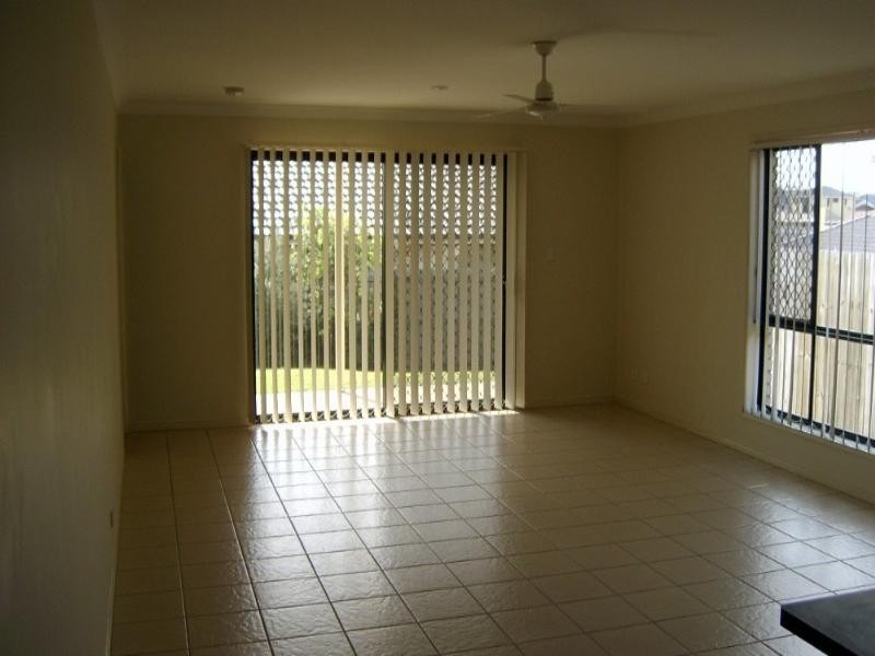 41 Jezabel Drive, Springfield Lakes QLD 4300