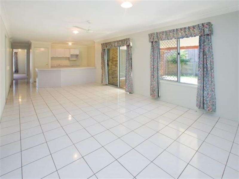 21 Peachface Crescent, Springfield QLD 4300