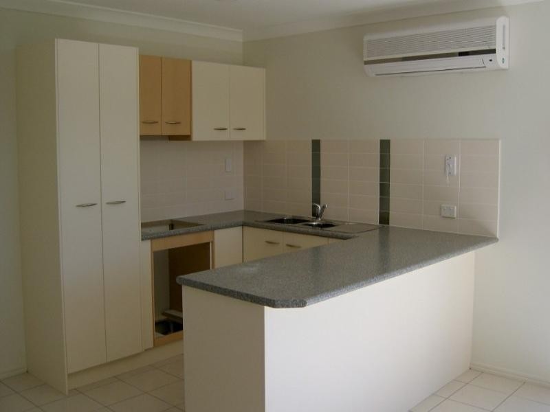 6 Sarah Place, Raceview QLD 4305