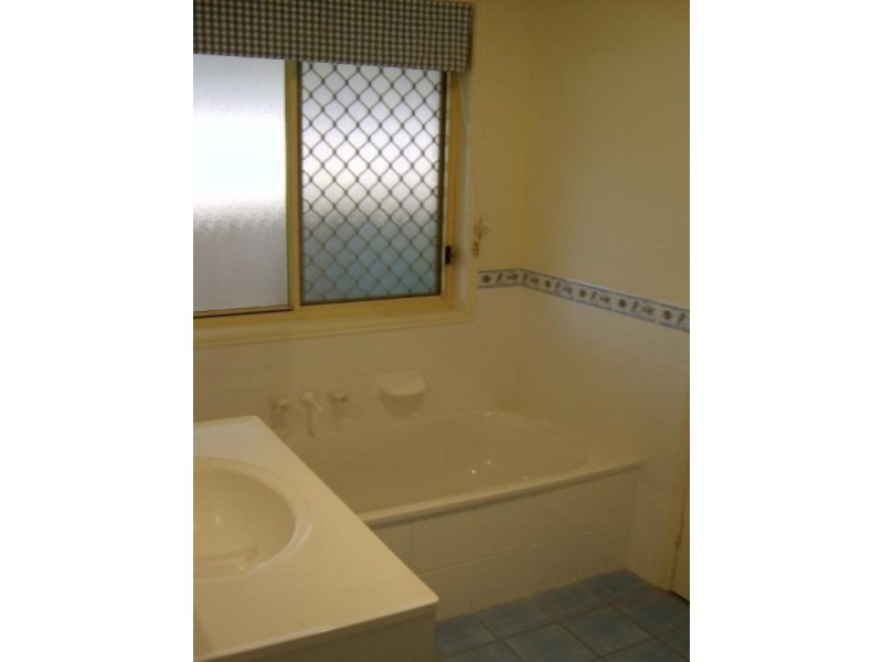 48 Vistula Circuit, Springfield QLD 4300