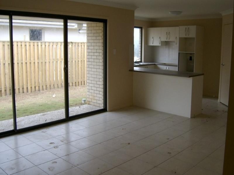 10 Harold Reinhardt Drive, Redbank Plains QLD 4301