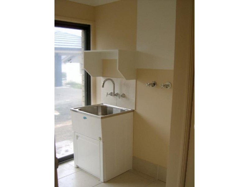 10 Harold Reinhardt Drive, Redbank Plains QLD 4301