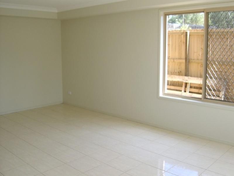 16 Forest Ridge Court, Springfield Lakes QLD 4300