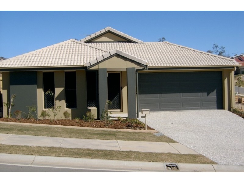 35 Lakes Entrance Drive, Springfield Lakes QLD 4300