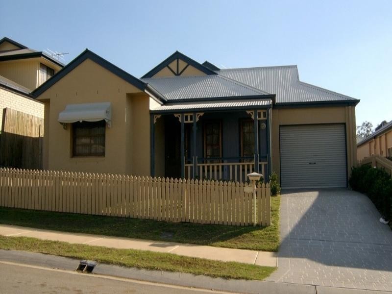 53 Creekside Drive, Springfield Lakes QLD 4300