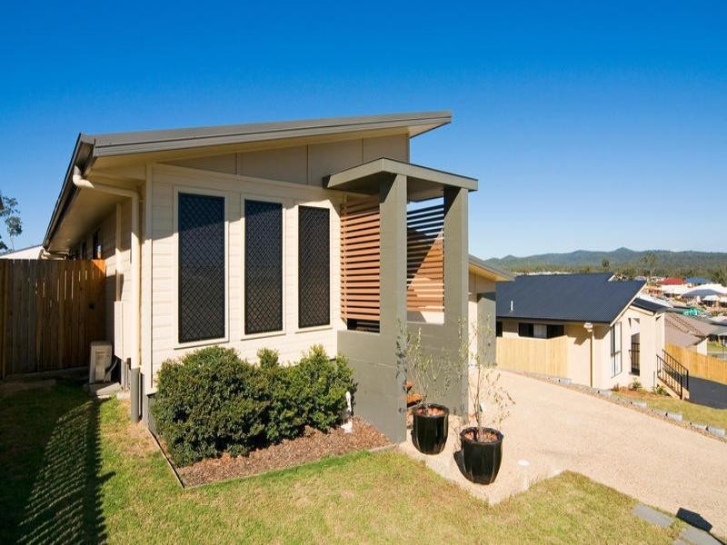 14 Greenwood Street, Springfield Lakes QLD 4300