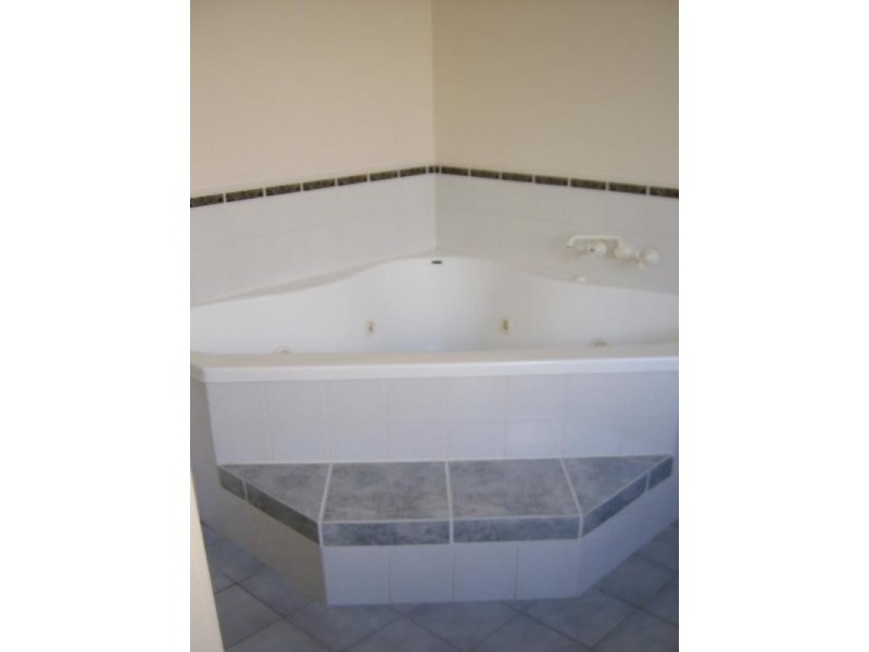 14 Kale Street, Springfield QLD 4300