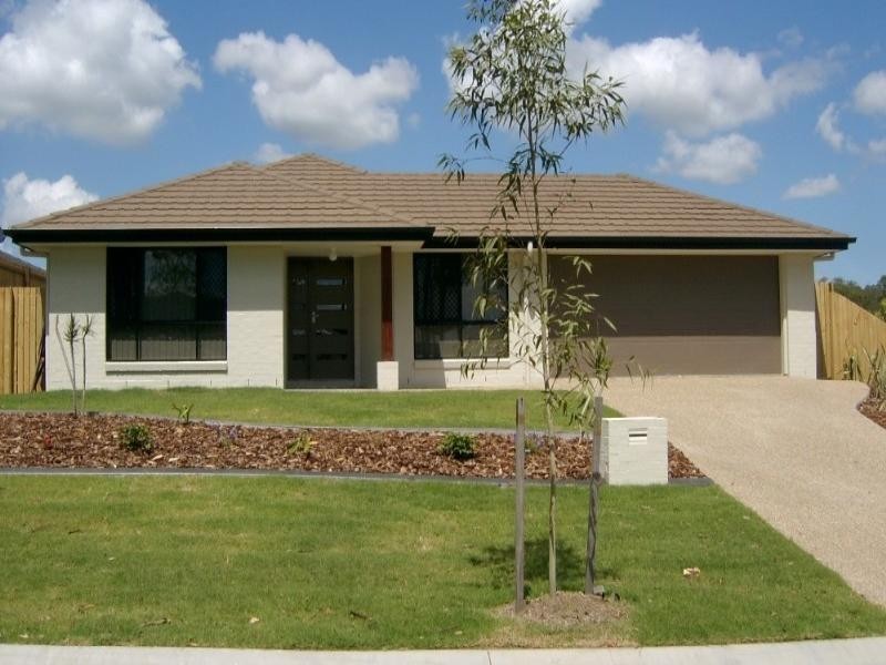 13 Jerome Avenue, Augustine Heights QLD 4300