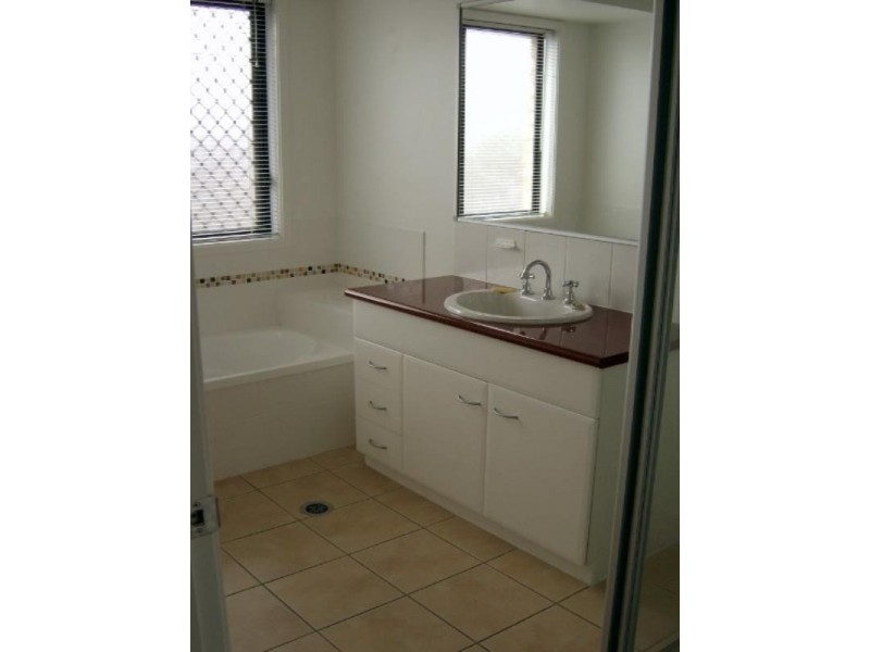 6 Bidford Street, Camira QLD 4300