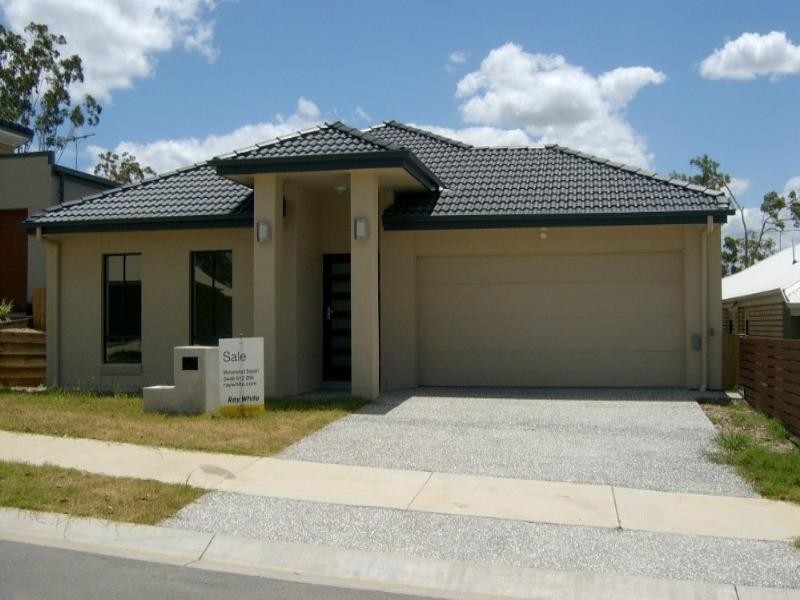 34 Shallow Bay Drive, Springfield Lakes QLD 4300