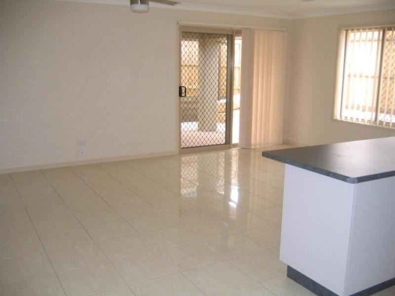 70 Dry Dock CCourt, Springfield Lakes QLD 4300