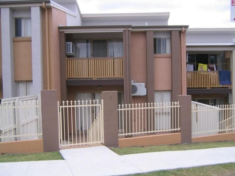 8/22 High Street, Forest Lake QLD 4078