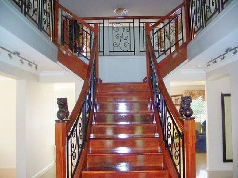 10 Burlington Terrace, Springfield Lakes QLD 4300