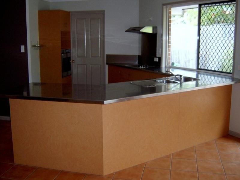 9 St Maurice Court, Springfield QLD 4300