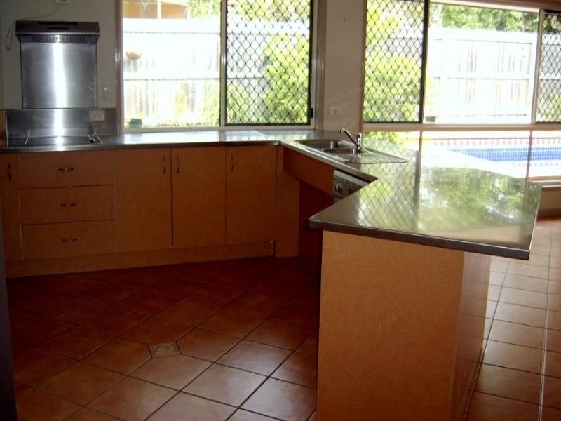 9 St Maurice Court, Springfield QLD 4300
