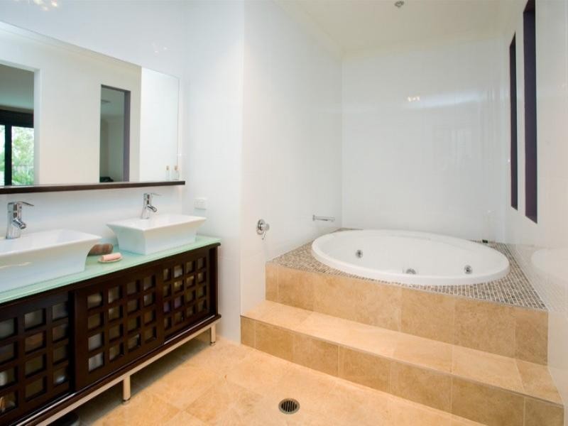 10 The Reach Court, Springfield Lakes QLD 4300