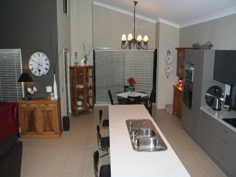 Springfield Lakes QLD 4300