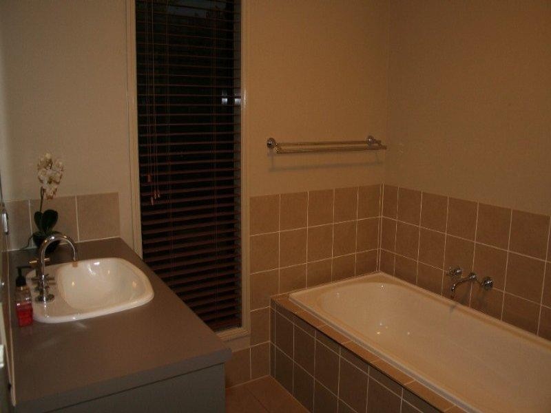 Springfield Lakes QLD 4300