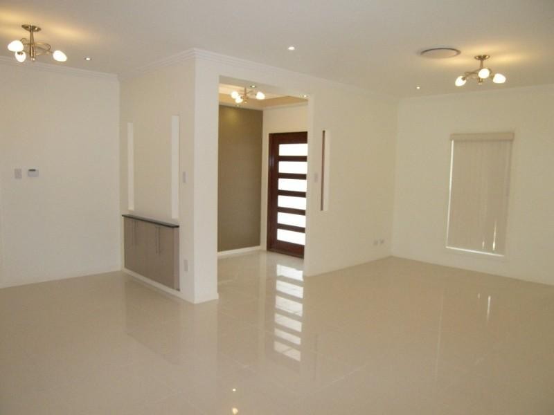 Springfield Lakes QLD 4300