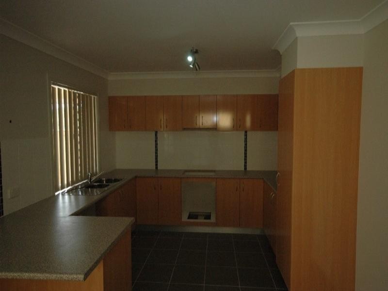 Springfield Lakes QLD 4300