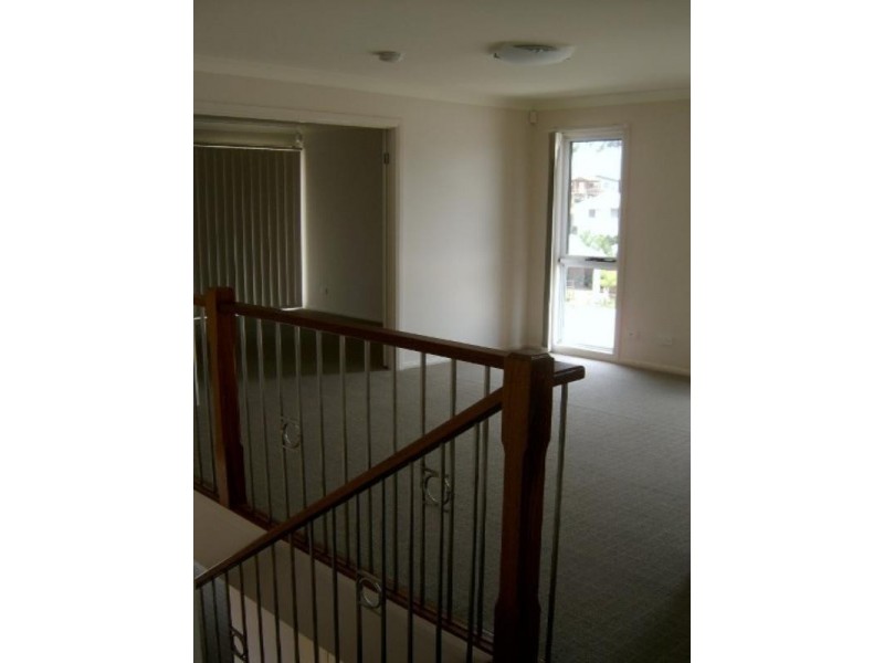 9 Atlantic Drive, Springfield Lakes QLD 4300