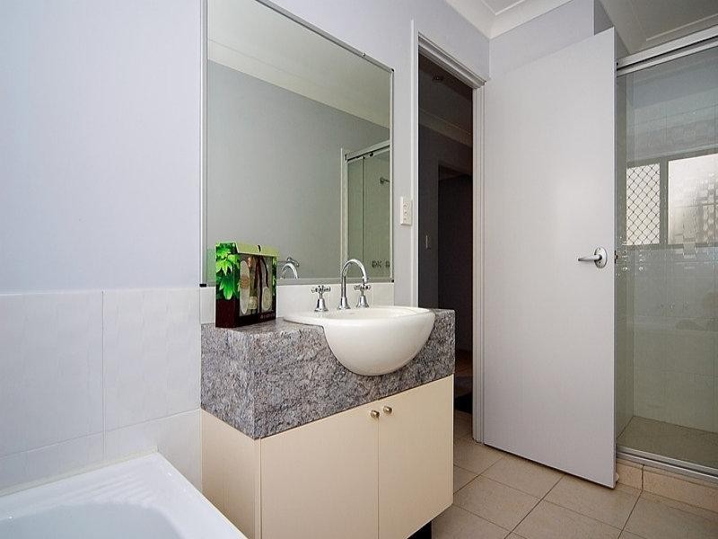 32 Jezabel Drive, Springfield Lakes QLD 4300