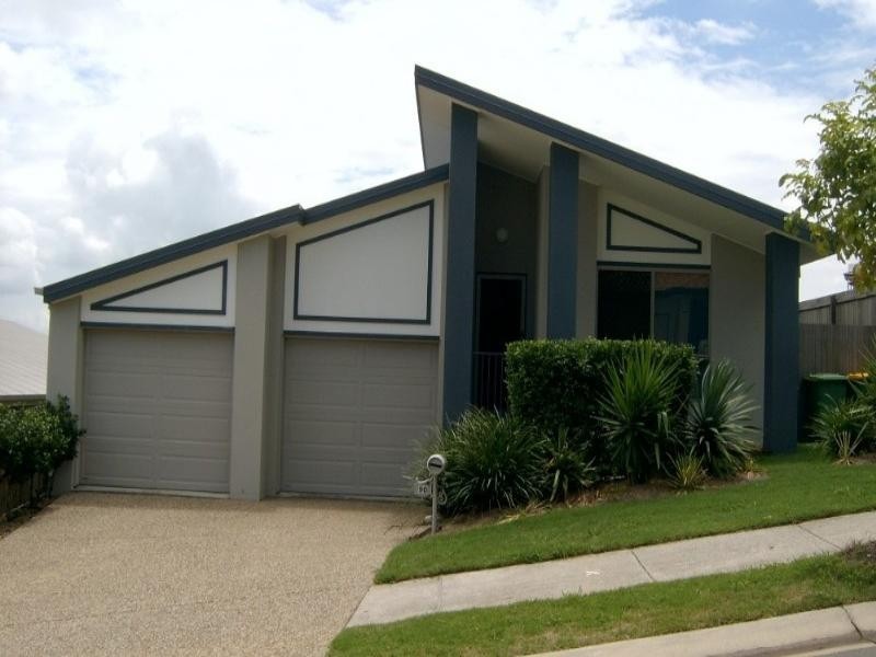90 Opossum Circuit, Springfield Lakes QLD 4300