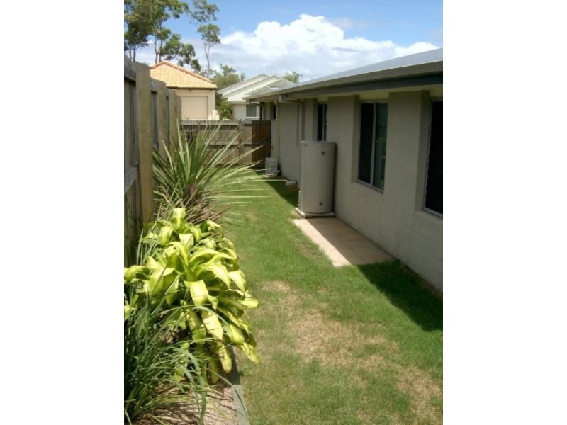 90 Opossum Circuit, Springfield Lakes QLD 4300