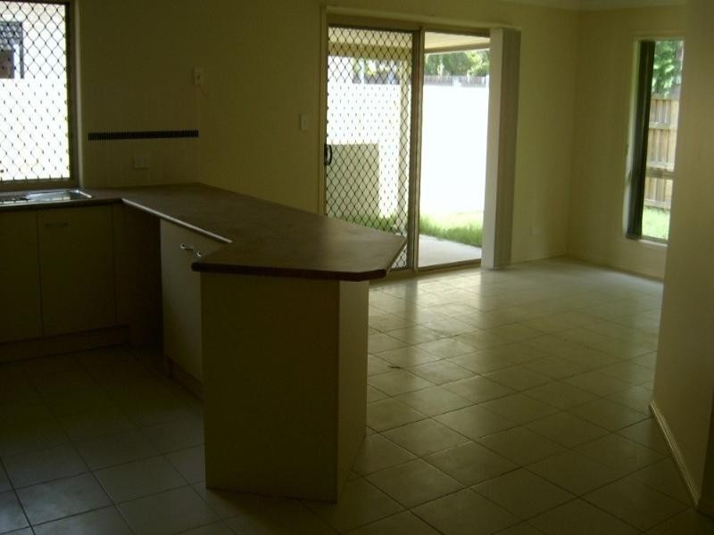 51 Degas Court, Forest Lake QLD 4078