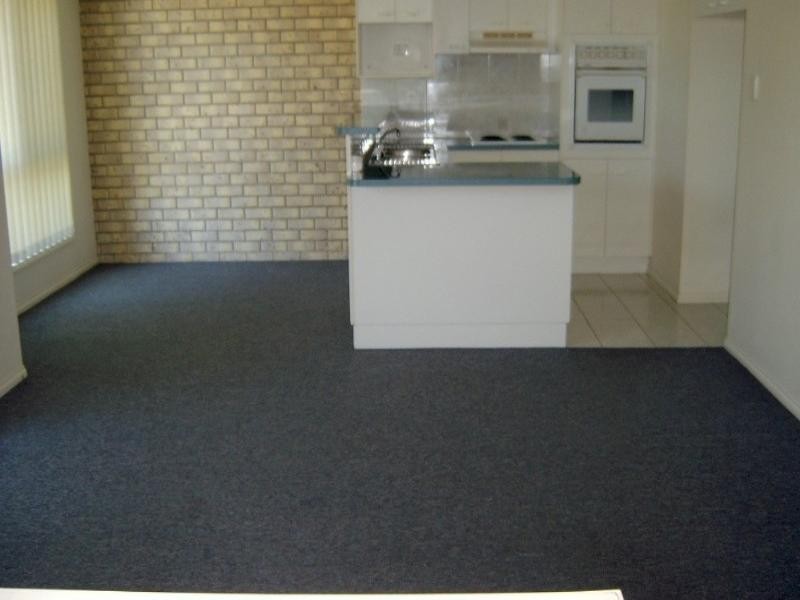 2/27 Forgan-Smith Street, Collingwood Park QLD 4301