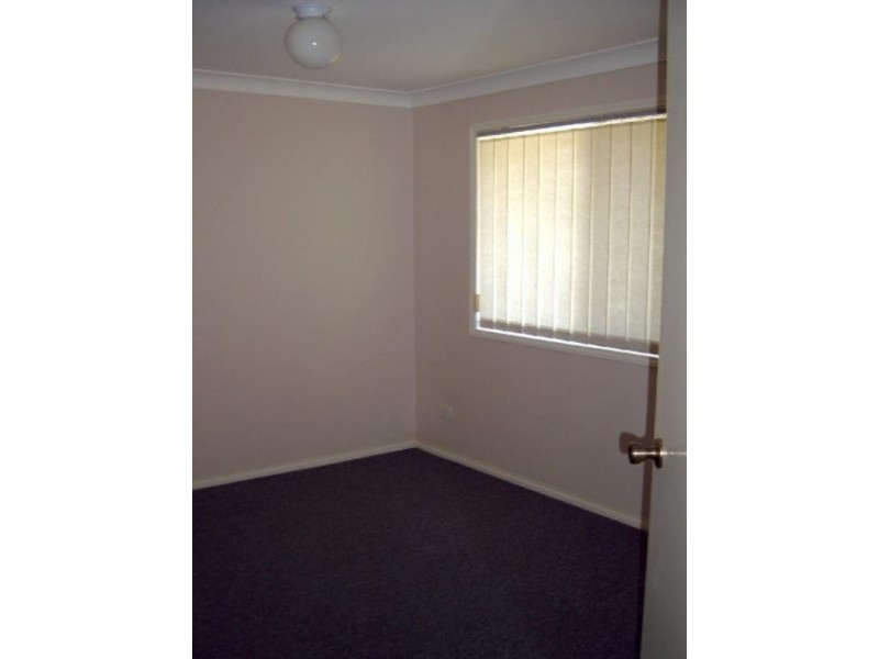 2/27 Forgan-Smith Street, Collingwood Park QLD 4301