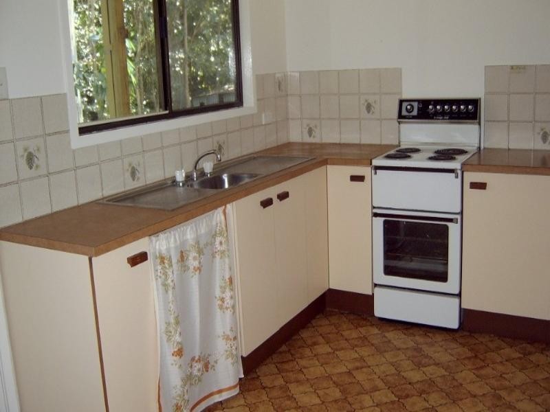390 Old Logan Road, Camira QLD 4300