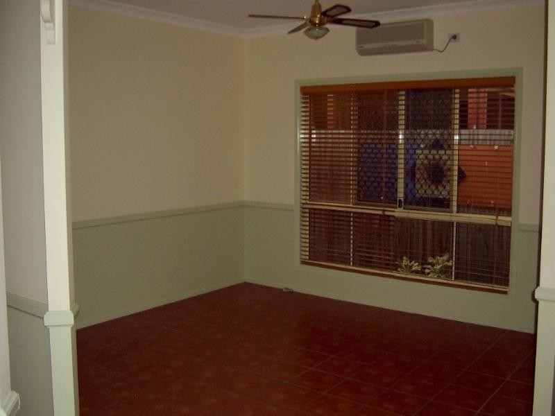 13 Hannam Crescent, Forest Lake QLD 4078