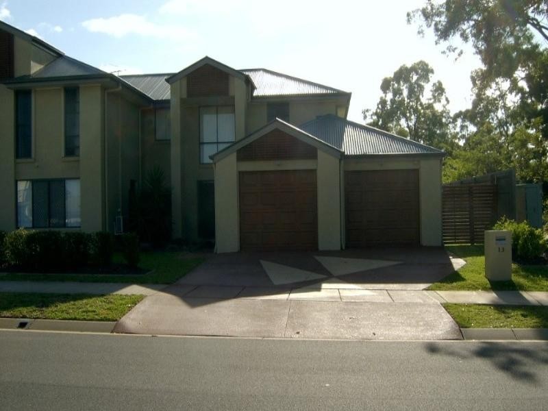 13 Treetops Avenue, Springfield Lakes QLD 4300